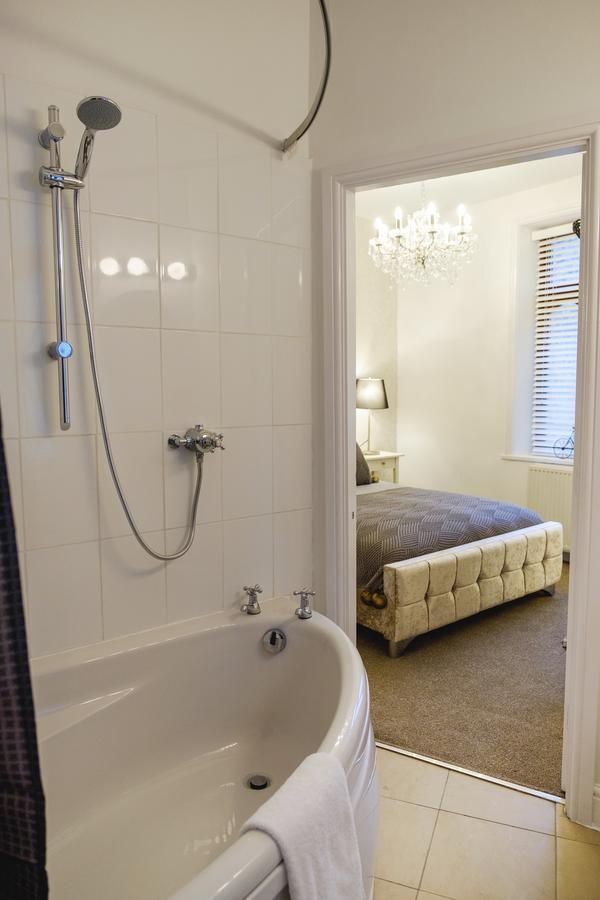 St John'S Cottage - Simple2Let Serviced Apartments Halifax Exteriör bild